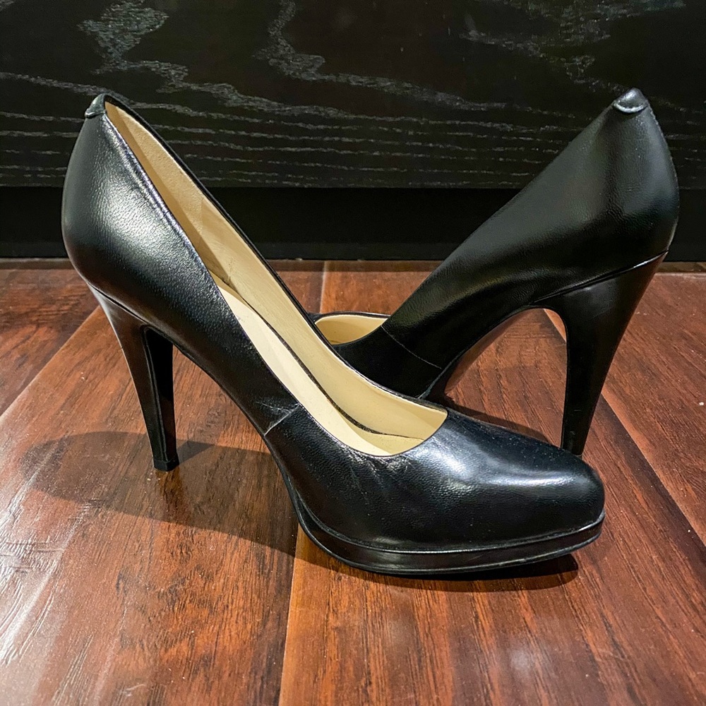 Black Closed Toe High Heals Date Night